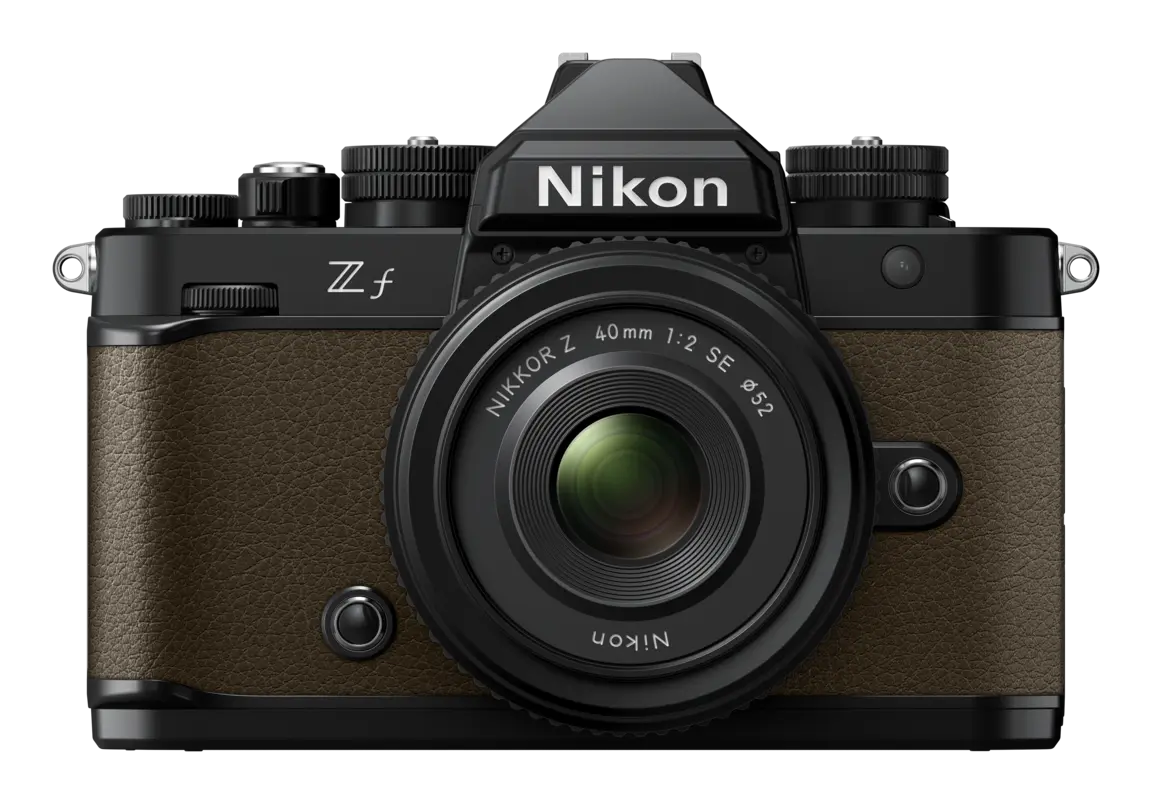 Chou　フィルムカメラ　セット① (NIKON AW AF/CANON Koop de Nikon Z f full-frame systeemcamera | Nikon
