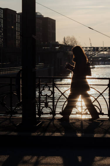 Nikon magazine - Antonia Thomsen  low-light and street nights